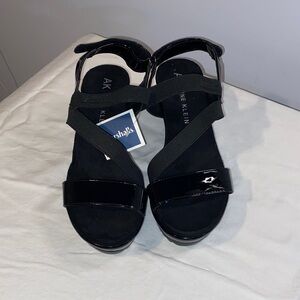 NWT Anne Klein I flex sandals, sz. 9, Regina